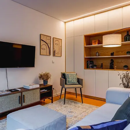 Hébergement de vacances Design Antas